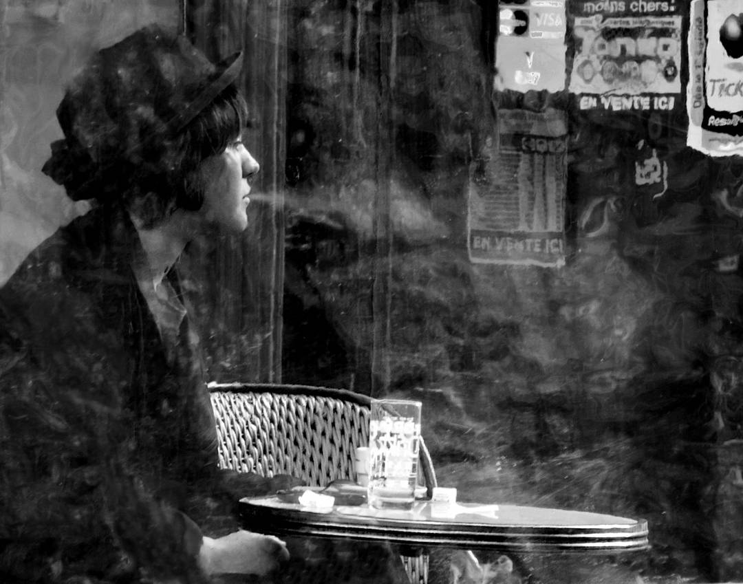 MyFrenchLife™ - MyFrenchLife.org - Midlife in Paris - Kevin Doolan - street photographer - Clouds in her Coffee