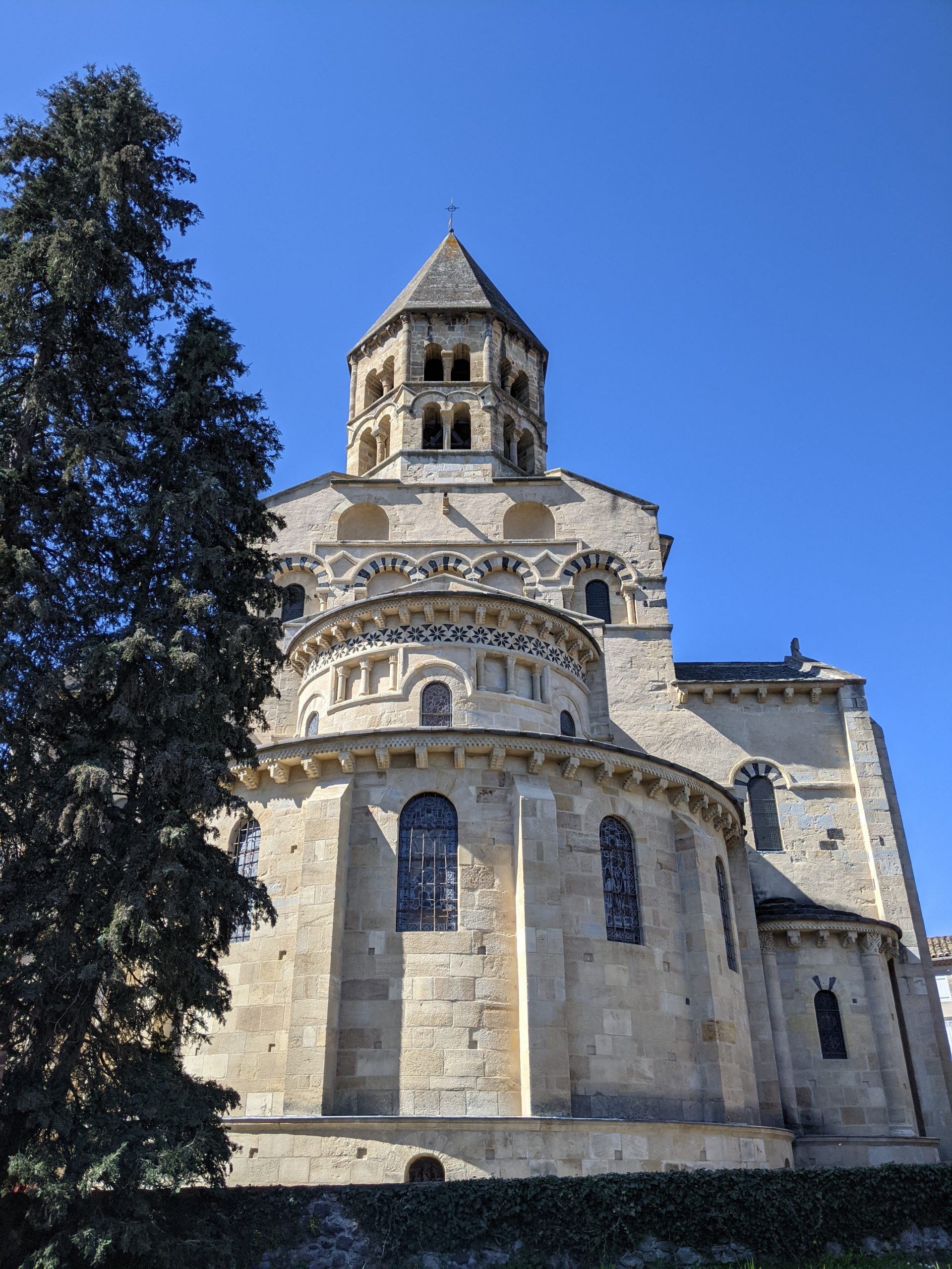 Église Notre-Dame de Saint-Saturnin 
Auvergne
MyFrenchLife.org
