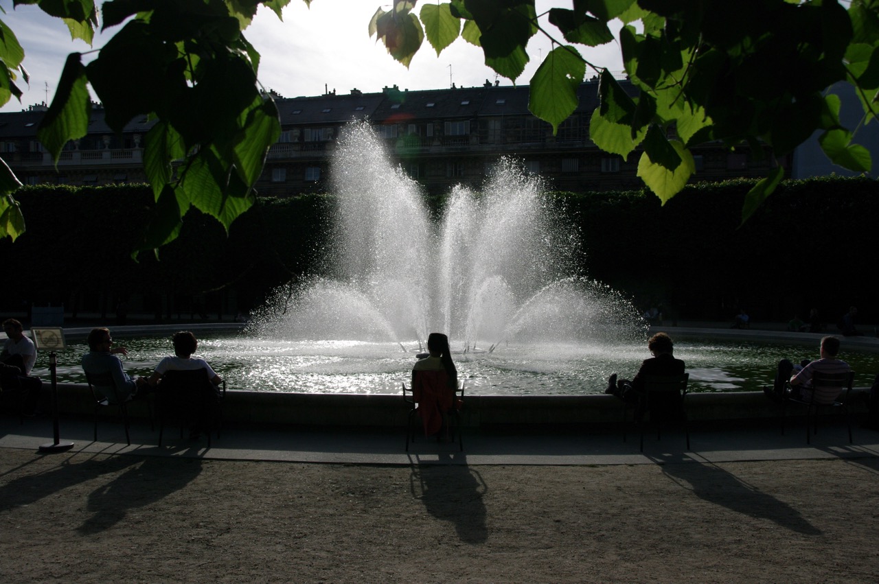 Janelle Gould - Exploring the Palais-Royal Article - Fountain - My French Life™