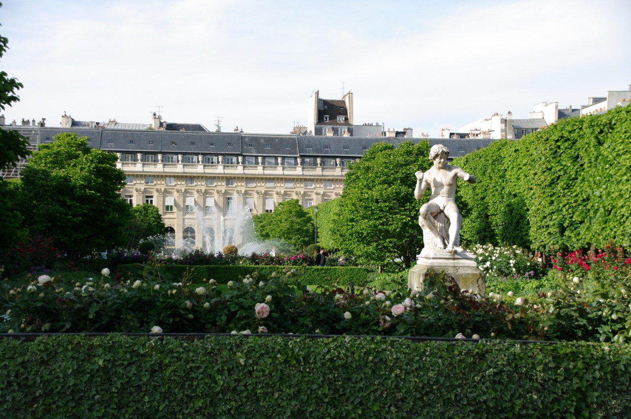 Janelle Gould - Exploring the Palais-Royal Article - Statue Garden - My French Life™