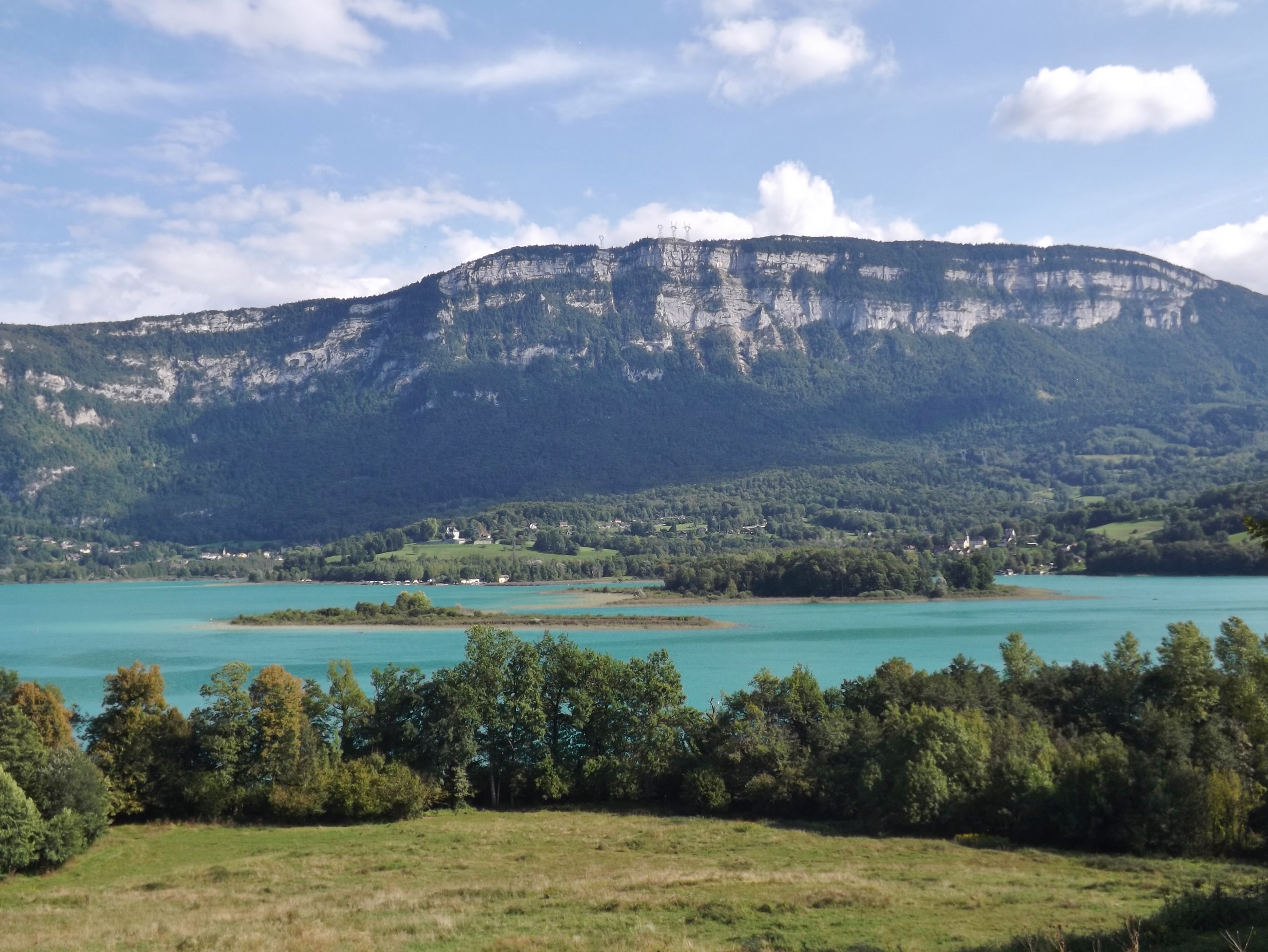 MyFrenchLife™ – MyFrenchLife.org - Day trips from Lyon - Lyon day trip - Lac d'Aiguebelette