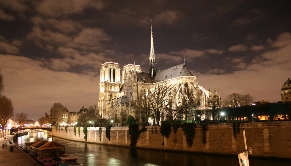 MyFrenchLife™-Paris in February-Esteban Chiner-Notre Dame Cathedral