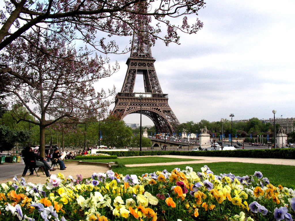 MyFrenchLife™ – MyFrenchLife.org - Paris in March - 2017 - Paris in spring - whats on - Eiffel Tower - Flowers