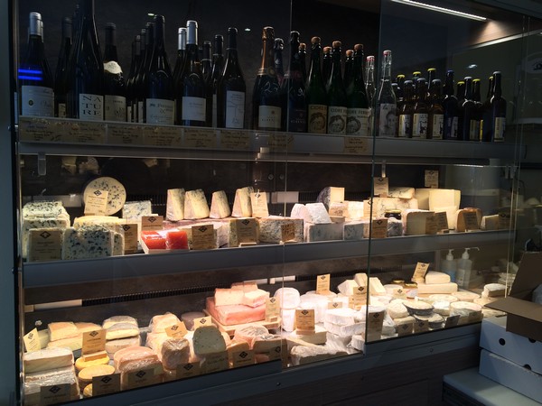 MyFrenchLife™–-Paris Mosaic-–-Fromagerie Goncourt - Cheese & wine