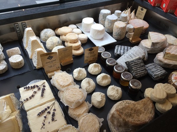 MyFrenchLife™–-Paris Mosaic-–-Fromagerie Goncourt - Variety of Cheeses