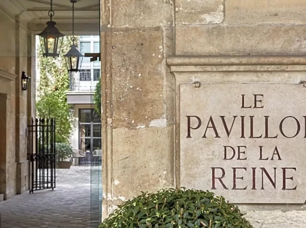 Where to eat in Paris - Le Pavillion de la Reine 28 Pl. des Vosges, 75003 Paris